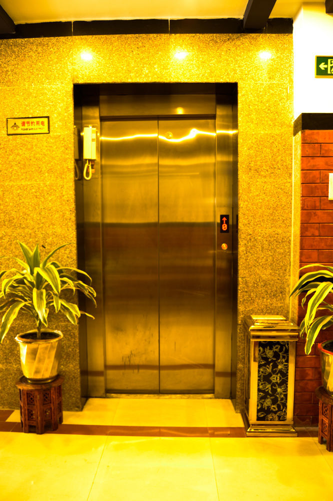 Mandala Hotel Катманду Экстерьер фото