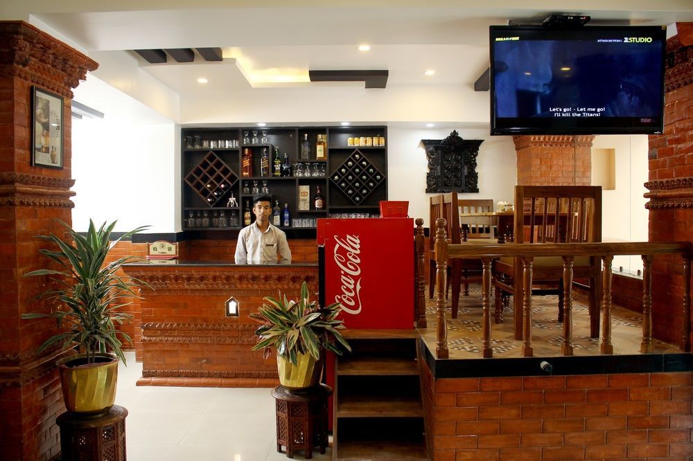 Mandala Hotel Катманду Экстерьер фото