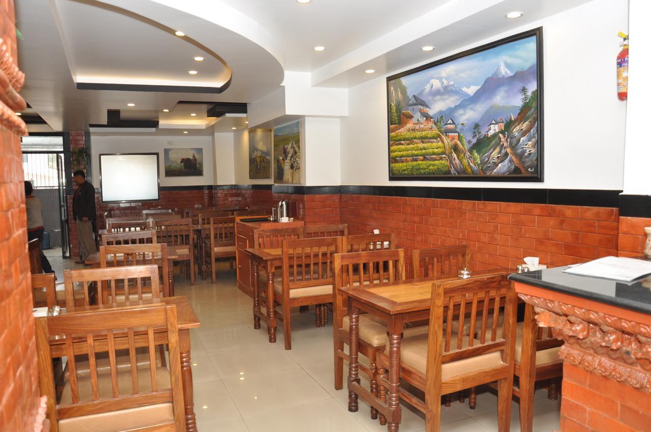 Mandala Hotel Катманду Экстерьер фото